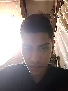 aispuro8505 online show from September 22, 2025, 8:05 am