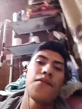 aispuro8505 online show from November 26, 2025, 7:42 am