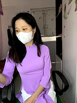  Mon 23 online show from December 1, 2025, 6:51 am