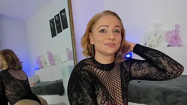 HoneyKissy online show from November 8, 2025, 7:08 am