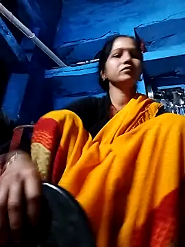 Jooli xx online show from October 15, 2025, 2:01 am