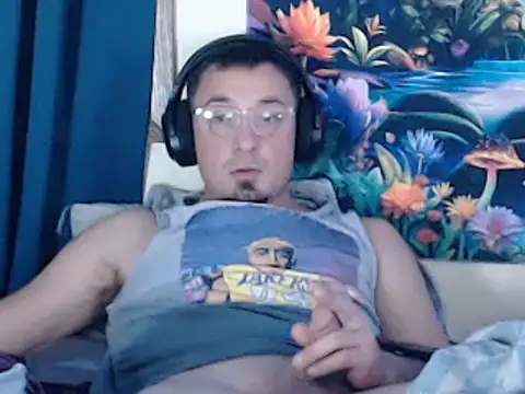 YoBlezz online show from November 13, 2025, 7:57 pm