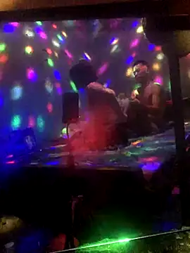 Snapshot of leehank01 chatting on December 14, 2025, 4:23 pm leehank01 online show from December 14, 2025, 4:23 pm