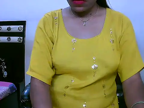 Snapshot of Lalita_thakur chatting on September 10, 2025, 5:46 pm Lalita thakur online show from September 10, 2025, 5:46 pm