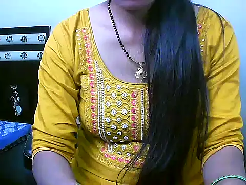 Snapshot of Lalita_thakur chatting on November 9, 2025, 3:32 pm Lalita thakur online show from November 9, 2025, 3:32 pm