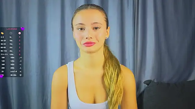 NaughtySeraphine online show from November 11, 2025, 6:13 am