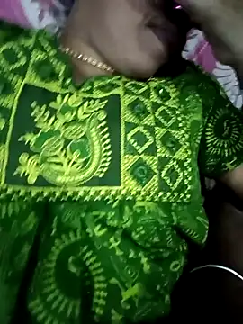 Snapshot of Lavanyaatelugu chatting on September 21, 2025, 2:40 pm Lavanyaatelugu online show from September 21, 2025, 2:40 pm