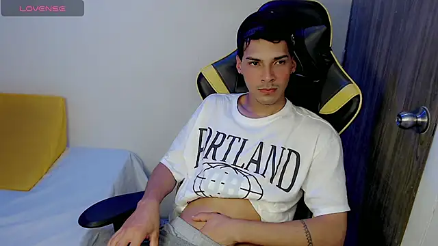 yankees  online show from October 1, 2025, 3:45 am