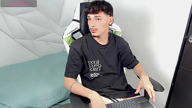 yankees  online show from November 16, 2025, 3:34 am