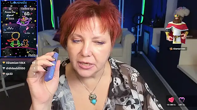Snapshot of Kira_Kenett chatting on September 13, 2025, 8:08 pm Kira Kenett online show from September 13, 2025, 8:08 pm