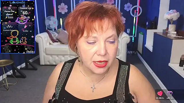 Snapshot of Kira_Kenett chatting on September 21, 2025, 6:15 am Kira Kenett online show from September 21, 2025, 6:15 am