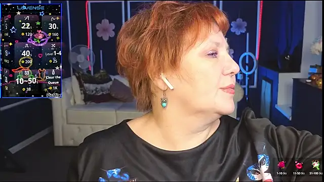 Snapshot of Kira_Kenett chatting on October 15, 2025, 8:36 am Kira Kenett online show from October 15, 2025, 8:36 am