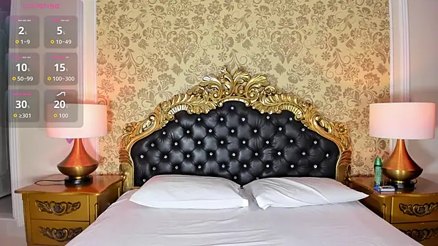 Snapshot of HatsaJones chatting on October 24, 2025, 3:36 am HatsaJones online show from October 24, 2025, 3:36 am