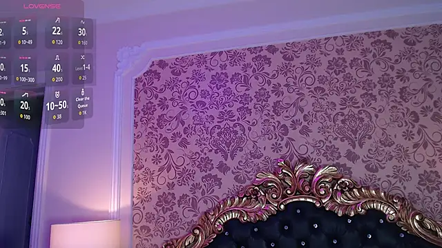 Snapshot of HatsaJones chatting on November 6, 2025, 3:40 am HatsaJones online show from November 6, 2025, 3:40 am