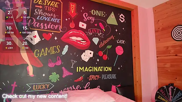 Snapshot of HatsaJones chatting on December 5, 2025, 4:43 am HatsaJones online show from December 5, 2025, 4:43 am