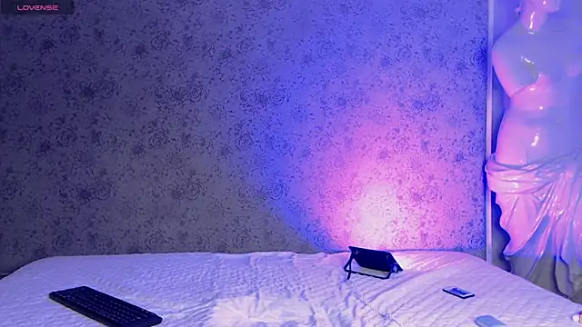 Melody Bakeer online show from September 11, 2025, 3:01 pm