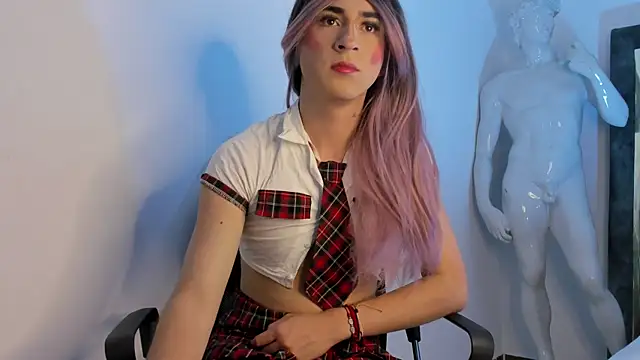 Melody Bakeer online show from September 16, 2025, 2:40 pm