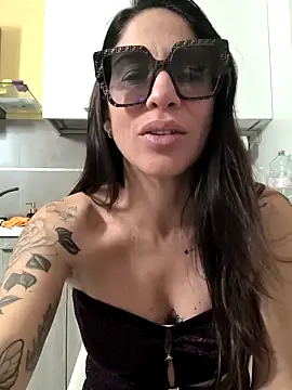 sexy7883 online show from February 16, 2025, 9:59 pm