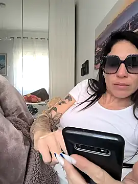 sexy7883 online show from March 1, 2025, 7:51 am