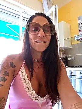 sexy7883 online show from September 9, 2025, 10:48 am