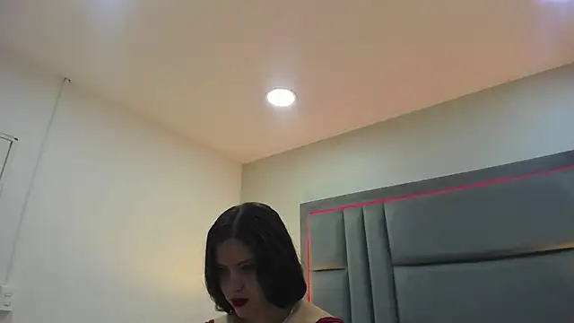 Snapshot of NahiaMonet chatting on November 8, 2025, 11:32 am NahiaMonet online show from November 8, 2025, 11:32 am