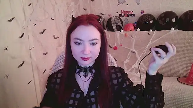 Micky Wood online show from October 25, 2025, 6:54 am