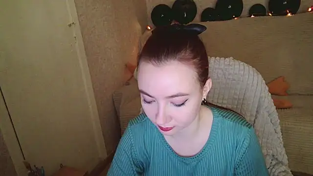 Micky Wood online show from December 14, 2025, 2:00 pm