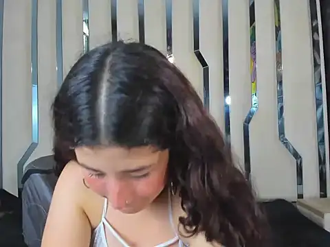 AuroraFishx69 online show from September 22, 2025, 7:27 pm