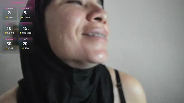 Snapshot of dalila_kemur chatting on November 10, 2025, 11:09 am dalila kemur online show from November 10, 2025, 11:09 am