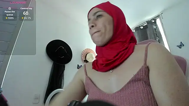 Snapshot of dalila_kemur chatting on December 1, 2025, 11:37 am dalila kemur online show from December 1, 2025, 11:37 am