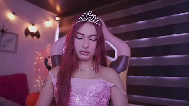 Snapshot of Rebecah_1 chatting on October 29, 2025, 2:41 pm Rebecah 1 online show from October 29, 2025, 2:41 pm