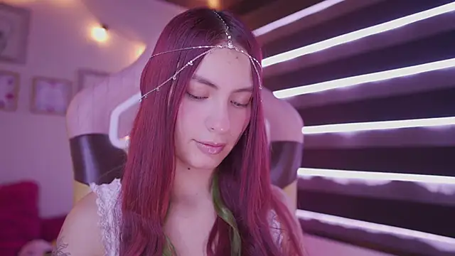 Snapshot of Rebecah_1 chatting on November 10, 2025, 3:22 pm Rebecah 1 online show from November 10, 2025, 3:22 pm