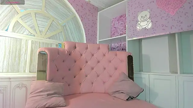 Snapshot of Ivy_rae_xxx chatting on October 27, 2025, 8:13 pm Ivy rae xxx online show from October 27, 2025, 8:13 pm