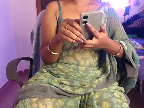 Snapshot of Zellybean_telugu chatting on November 27, 2025, 4:09 pm Zellybean telugu online show from November 27, 2025, 4:09 pm