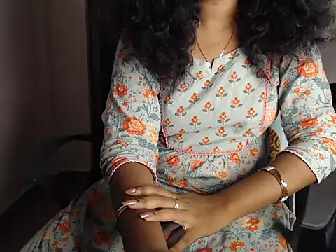 Snapshot of Zellybean_telugu chatting on December 3, 2025, 3:32 pm Zellybean telugu online show from December 3, 2025, 3:32 pm