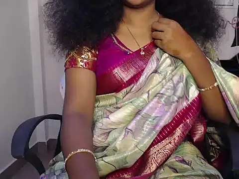 Snapshot of Zellybean_telugu chatting on December 15, 2025, 4:33 pm Zellybean telugu online show from December 15, 2025, 4:33 pm