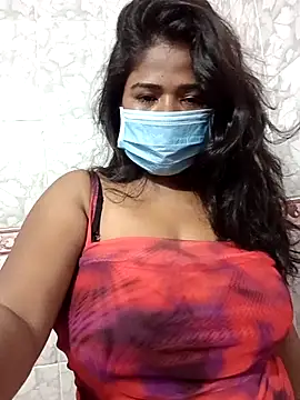 HAANNIAA online show from November 2, 2025, 3:36 pm