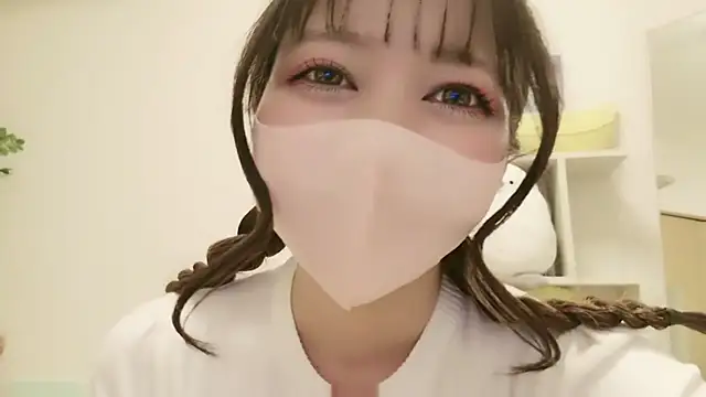 Snapshot of JP_Momo_o0 chatting on September 9, 2025, 10:37 am JP Momo o0 online show from September 9, 2025, 10:37 am