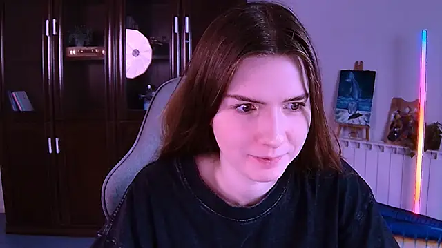 Snapshot of AliceCUNTach chatting on November 7, 2025, 5:18 am AliceCUNTach online show from November 7, 2025, 5:18 am