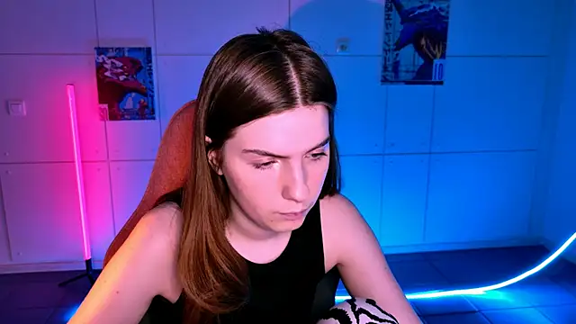 Snapshot of AliceCUNTach chatting on November 13, 2025, 5:17 am AliceCUNTach online show from November 13, 2025, 5:17 am