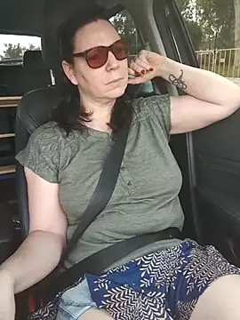 Snapshot of aussiepeaches chatting on March 23, 2025, 1:31 am aussiepeaches online show from March 23, 2025, 1:31 am