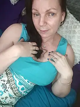 Snapshot of aussiepeaches chatting on September 17, 2025, 12:29 pm aussiepeaches online show from September 17, 2025, 12:29 pm