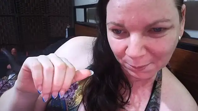 Snapshot of aussiepeaches chatting on October 24, 2025, 1:57 am aussiepeaches online show from October 24, 2025, 1:57 am