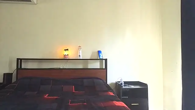 Snapshot of aussiepeaches chatting on October 31, 2025, 12:55 am aussiepeaches online show from October 31, 2025, 12:55 am