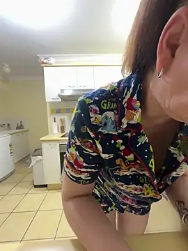 Snapshot of aussiepeaches chatting on December 3, 2025, 12:40 am aussiepeaches online show from December 3, 2025, 12:40 am