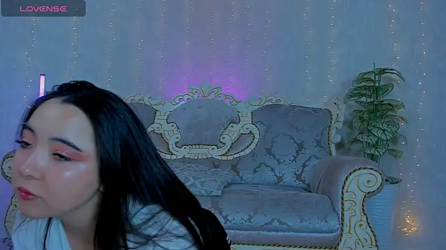 Snapshot of loveame chatting on September 9, 2025, 4:39 pm loveame online show from September 9, 2025, 4:39 pm