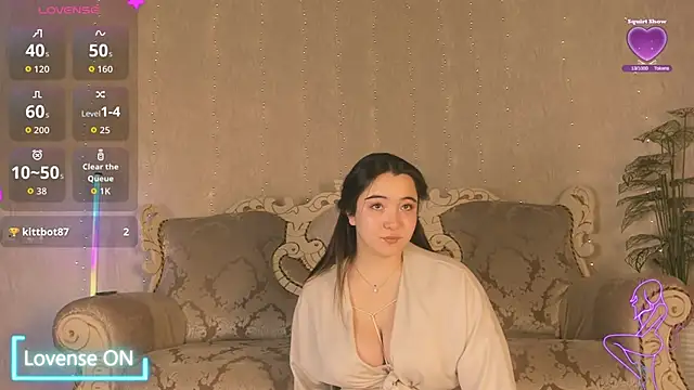 Snapshot of loveame chatting on December 4, 2025, 2:26 pm loveame online show from December 4, 2025, 2:26 pm