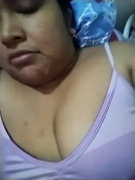 Angelly ricura online show from November 23, 2025, 5:35 pm