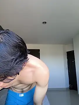 Snapshot of TeddyBear_07 chatting on October 24, 2025, 12:34 pm TeddyBear 07 online show from October 24, 2025, 12:34 pm