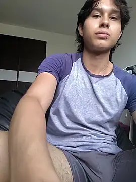 Snapshot of TeddyBear_07 chatting on November 6, 2025, 12:28 pm TeddyBear 07 online show from November 6, 2025, 12:28 pm